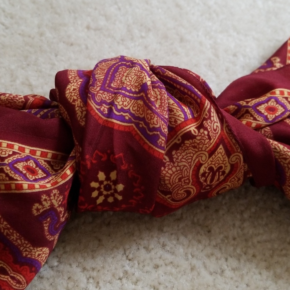 Burgandy scarf